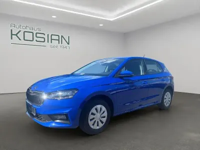 Neu Skoda Fabia Essence 80 PS (58 kW) 2026 Blau Kleinwagen