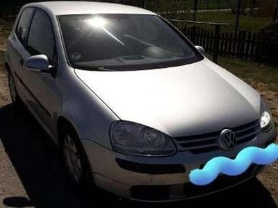 Silber Gebraucht 2004 VW Golf IV Comfortline Limousine | 1.602 € (Guter Preis)