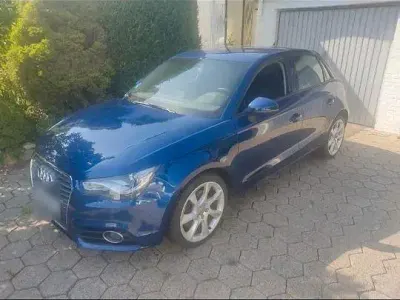 Gebraucht Audi A1 Sport 105 PS (77 kW) 2011 Blau Kleinwagen