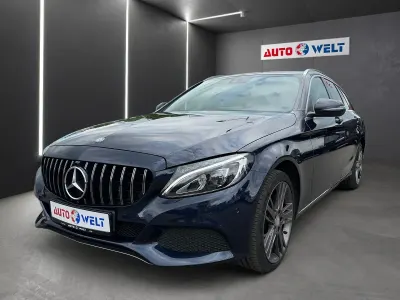 Gebraucht Mercedes C200 Avantgarde 184 PS (135 kW) 2017 Blau Kombi