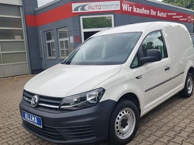 Weiß Gebraucht 2016 VW Caddy Van / Kleinbus | 9.798 € (Fairer Preis)