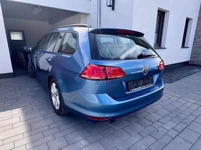 Second-hand VW Golf VII Comfortline 105 CP (77 kW) 2013 Albastru Break