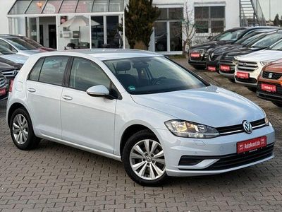 Gebraucht VW Golf VII 110 PS (80 kW) 2017 Silber Limousine