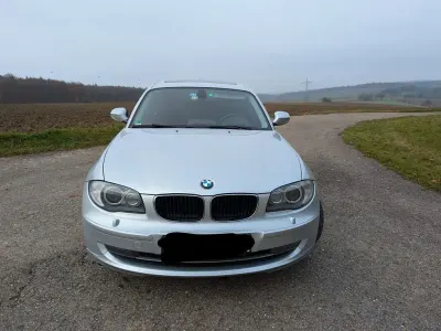 Gebraucht BMW 120 177 PS (130 kW) 2011 Grau Kleinwagen