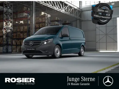 Gebraucht Mercedes Vito 136 PS (100 kW) 2022 Blau / navyblau Van