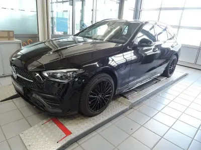 Gebraucht Mercedes C300e AMG 204 PS (150 kW) 2023 Schwarz Kombi