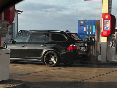 BMW 545