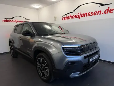 Neu Jeep Avenger Summit 110 PS (80 kW) 2026 Grau SUV
