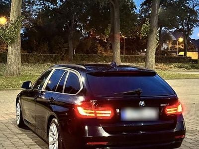 Usata BMW 318 143 CV (105 kW) 2013 Nero Station wagon