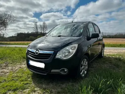 Gebraucht Opel Agila Edition 65 PS (47 kW) 2009 Schwarz Kleinwagen