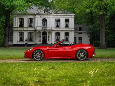 Gebraucht Ferrari California 460 PS (338 kW) 2009 Rot Cabrio
