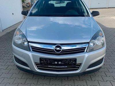 Gebraucht Opel Astra 116 PS (85 kW) 2009 Silber Limousine