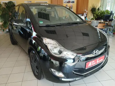 Gebraucht Hyundai ix20 Classic 90 PS (66 kW) 2011 Schwarz Kleinwagen