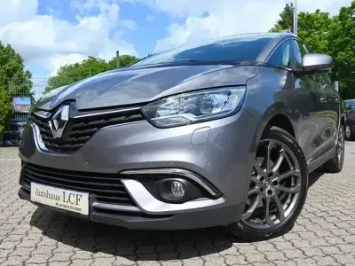 Używany Renault Grand Scénic IV Intens 132 KM (97 kW) 2017 Szary Minivan