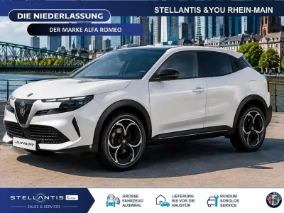 Neu Alfa Romeo Junior Ti 114 kW (156 PS) 2026 SUV