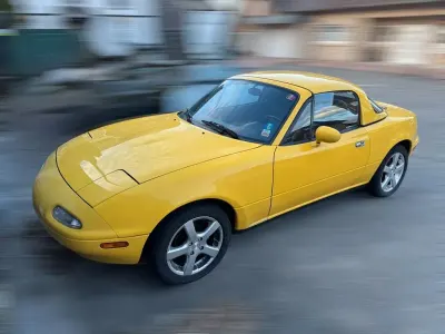 Gebraucht Mazda MX5 Edition 116 PS (85 kW) 1992 Gelb Cabrio
