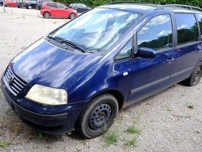 VW Sharan