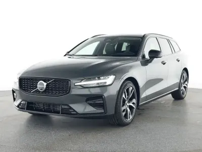 Usado Volvo V60 Plus 197 HP (144 kW) 2025 Verde Carrinha