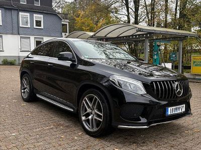 Gebraucht Mercedes GLE300 AMG line 258 PS (189 kW) 2017 Schwarz SUV