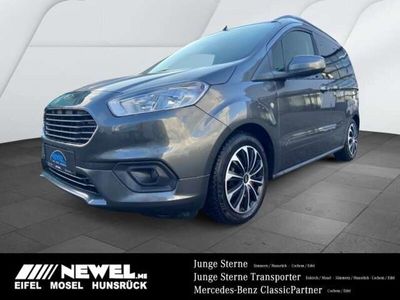 gebraucht Ford Tourneo Courier Neu *SHZ*NAVI*TEMPO*LED*KAM*AHK Titanium Navi