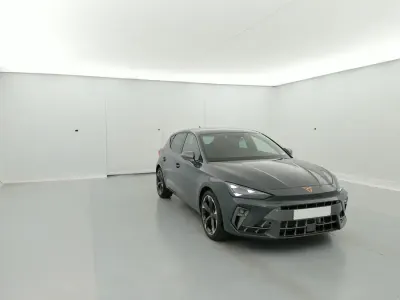 Gebraucht Cupra Leon 150 PS (110 kW) 2025 Blau (bleu fjord) Limousine