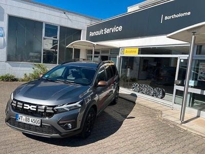 Gebraucht Dacia Jogger Extreme 110 PS (80 kW) 2024 Grau Van / Kleinbus