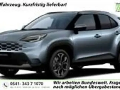 Neu Toyota Yaris Cross Style 131 PS (96 kW) 2026 Weiß, 040 weiß uni SUV