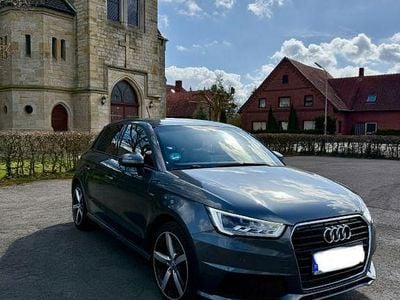 Gebraucht Audi A1 Sportback S-Line 192 PS (141 kW) 2016 Grau Kleinwagen