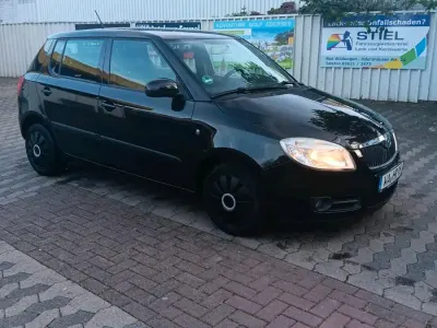 Gebraucht Skoda Fabia 60 PS (44 kW) 2008 Schwarz Kleinwagen