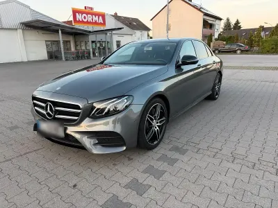 Gebraucht Mercedes E220 AMG 194 PS (142 kW) 2016 Grau Limousine