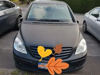Używany Mercedes B200 136 KM (100 kW) 2005 Srebrny Minivan