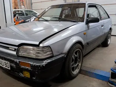 Gebraucht Mazda 323 179 PS (131 kW) 1988 Silber
