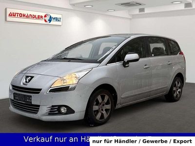 Silber Gebraucht 2013 Peugeot 5008 Van / Kleinbus | 2.599 € (Superpreis)