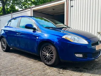 Usata Fiat Bravo 120 CV (88 kW) 2008 Blu Utilitaria