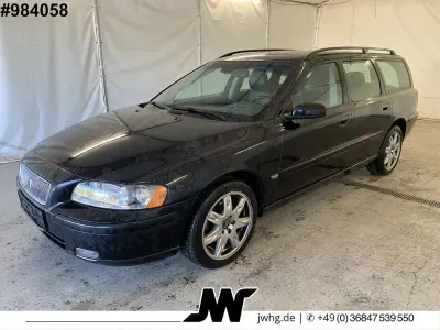 Gebraucht Volvo V70 Momentum 163 PS (119 kW) 2005 Black sapphire metallic / meta Kombi