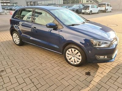 Gebraucht VW Polo Comfortline 69 PS (50 kW) 2012 Blau Kleinwagen