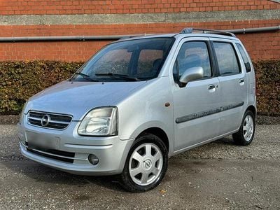 Gebraucht Opel Agila 80 PS (58 kW) 2004 Silber Van / Kleinbus