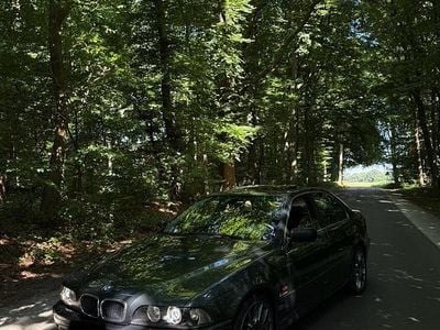 BMW 525
