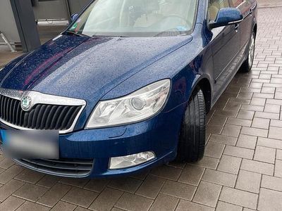 Gebraucht Skoda Octavia 160 PS (117 kW) 2011 Blau Kombi