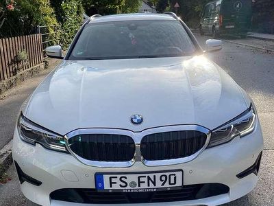 Gebraucht BMW 318 Comfort Edition 156 PS (114 kW) 2022 Weiß Kombi