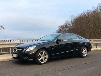 Mercedes E200