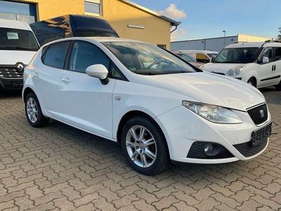 Weiß Gebraucht 2009 Seat Ibiza Stylance Limousine | 2.950 € (Fairer Preis)