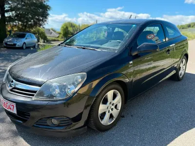 Gebraucht Opel Astra GTC Edition 150 PS (110 kW) 2006 Schwarz Coupé