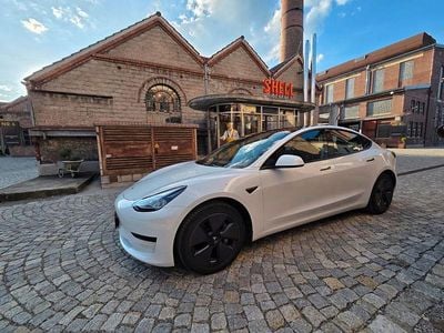 Usado Tesla Model 3 Standard Range Plus 208 kW (283 HP) 2022 Branco Sedan