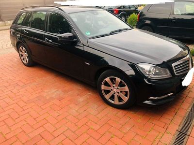 gebraucht Mercedes 200 —FAMILIENAUTO —-