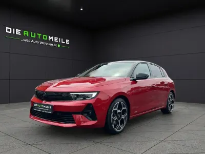 Gebraucht Opel Astra Ultimate 150 PS (110 kW) 2022 Chili rotkardio rot Kleinwagen