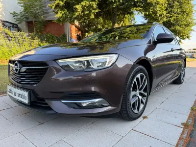 Gebraucht Opel Insignia Edition 136 PS (100 kW) 2018 Braun Limousine