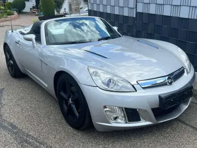 Gebraucht Opel GT 315 PS (231 kW) 2009 Silber Cabrio