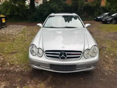 Gebraucht Mercedes CLK240 170 PS (125 kW) 2002 Silber Limousine