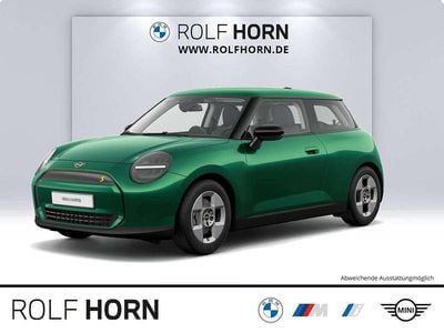 Gebraucht Mini Cooper SE Classic 160 kW (218 PS) 2024 British racing green metallic Kleinwagen